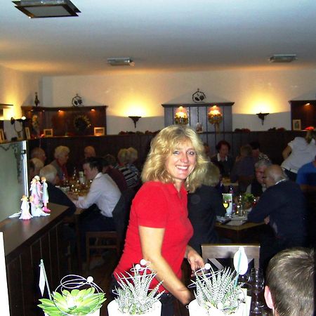 Hotel Wein-Traeume à Thüngersheim Extérieur photo