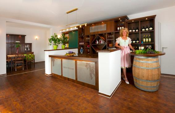 Hotel Wein-Traeume à Thüngersheim Extérieur photo