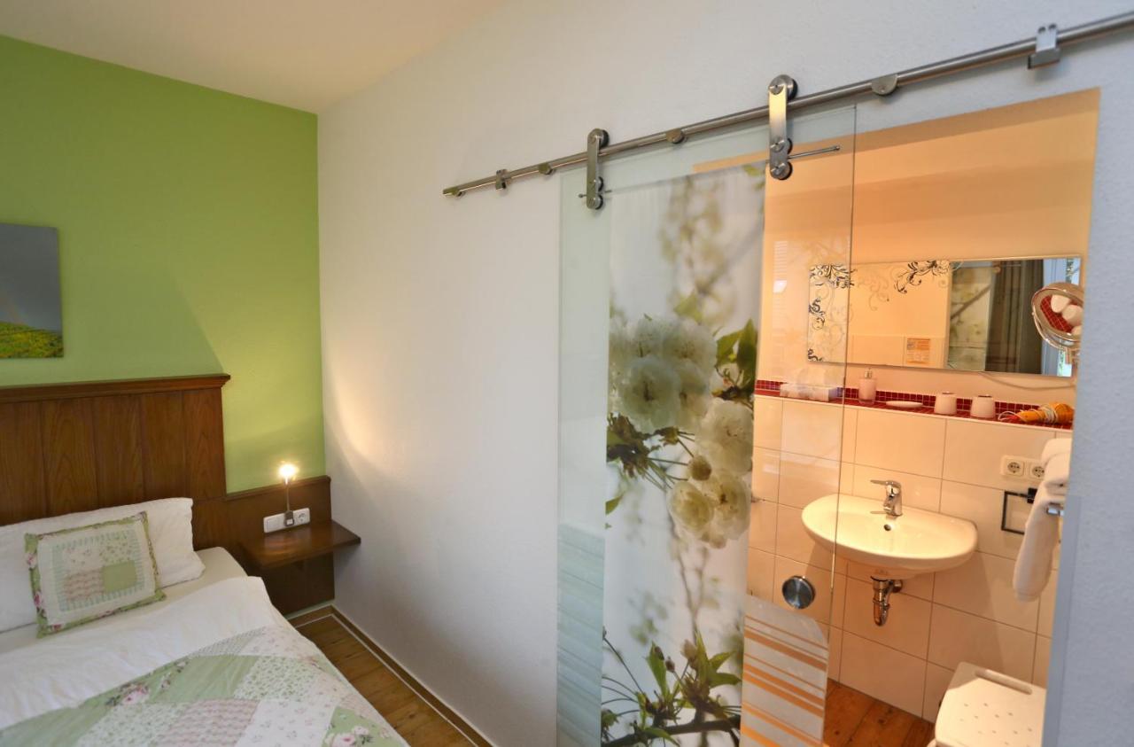 Hotel Wein-Traeume à Thüngersheim Extérieur photo